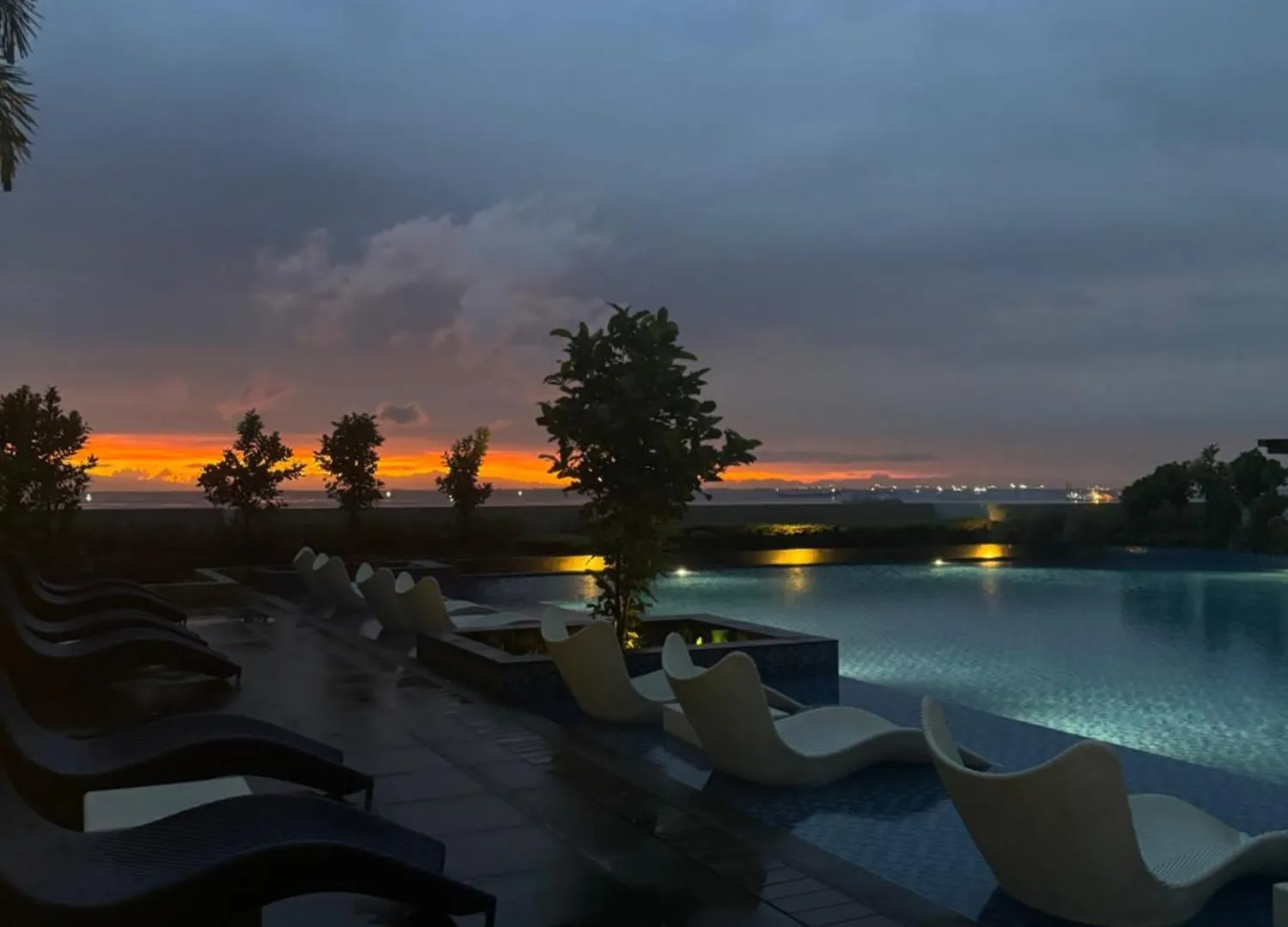 Stylish 1Br Near Airport Facing The Bay - 9D Aparthotel Paranaque City